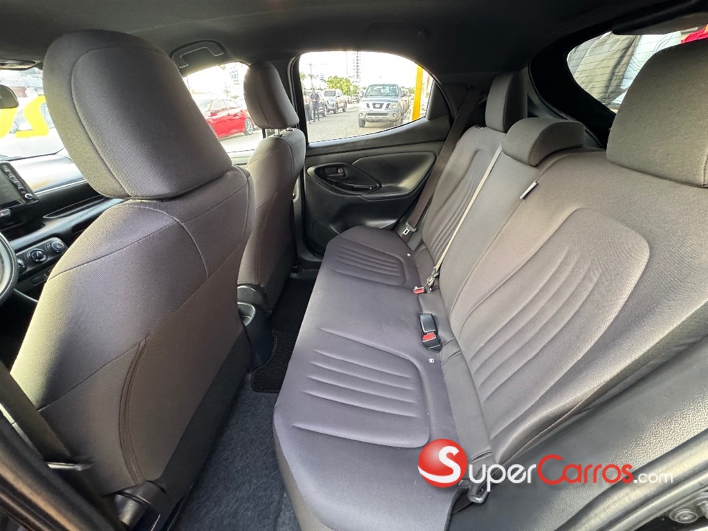 2020 Toyota Yaris Hatchback — foto 9 / 10