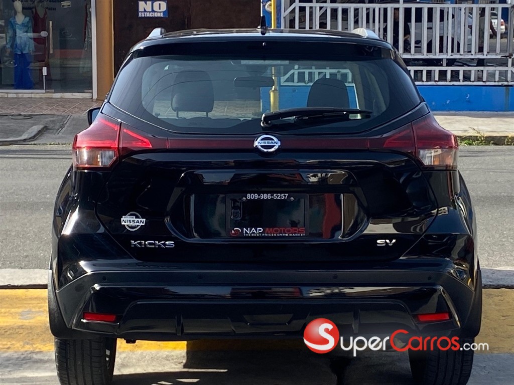 2021 Nissan Kicks SV — foto 4 / 11
