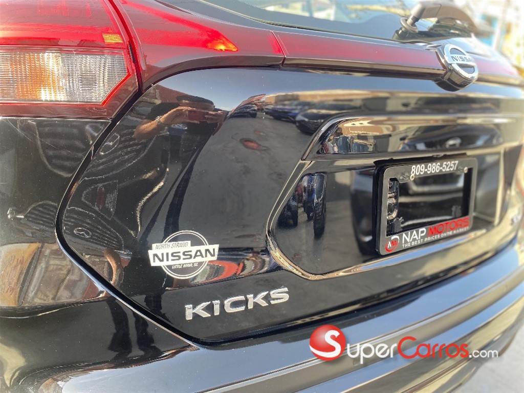 2021 Nissan Kicks SV — foto 6 / 11