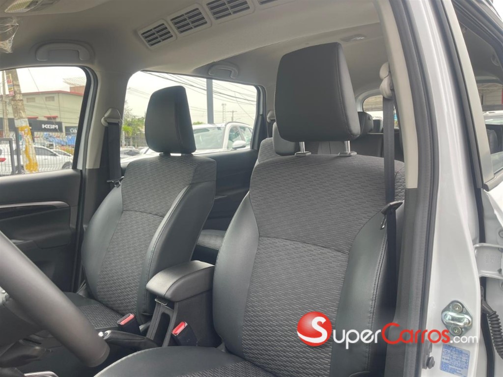 2026 Suzuki XL7 Hybrid — foto 9 / 12