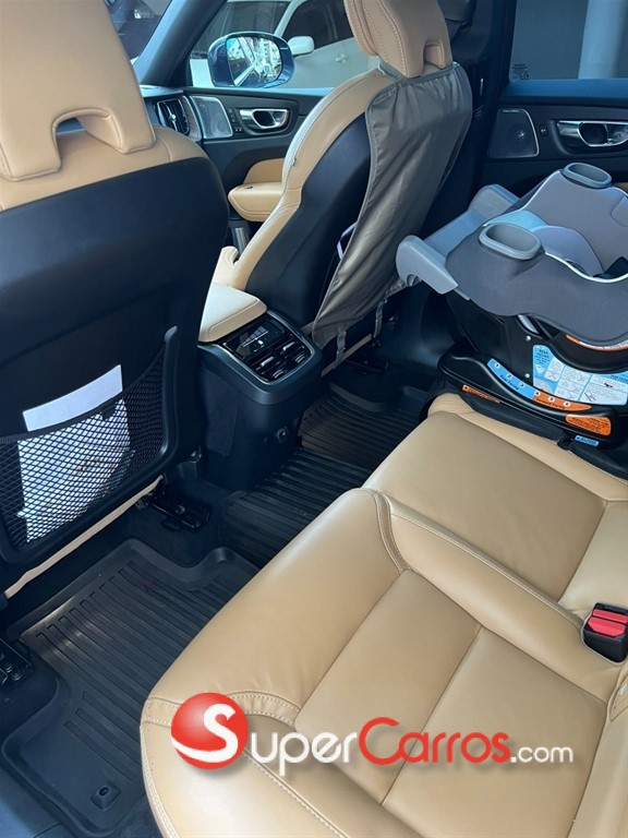 2022 Volvo XC60 B6 Inscription — foto 7 / 12