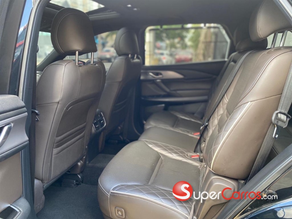 2023 Mazda CX-9 Signature — foto 8 / 10