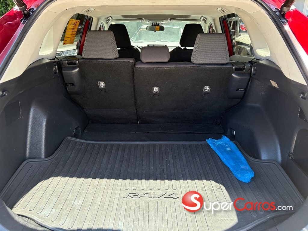 2021 Toyota RAV4 XLE — foto 9 / 9