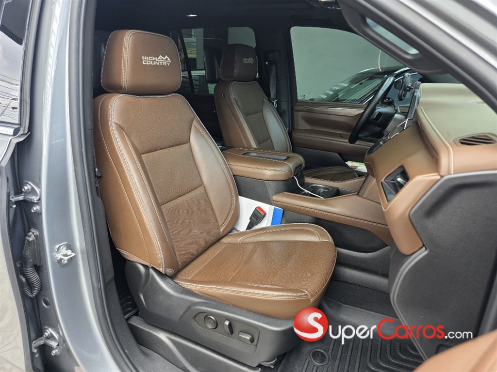 2023 Chevrolet Tahoe Highcountry Duramax — foto 11 / 12