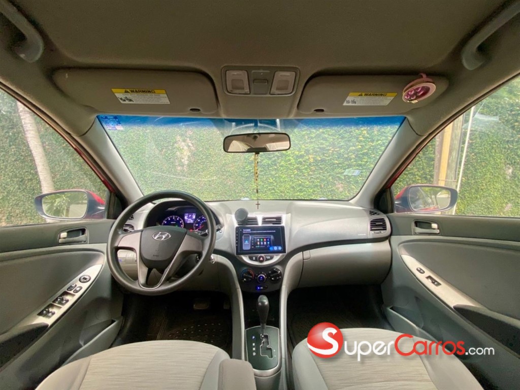 2017 Hyundai Accent GLS — foto 6 / 6