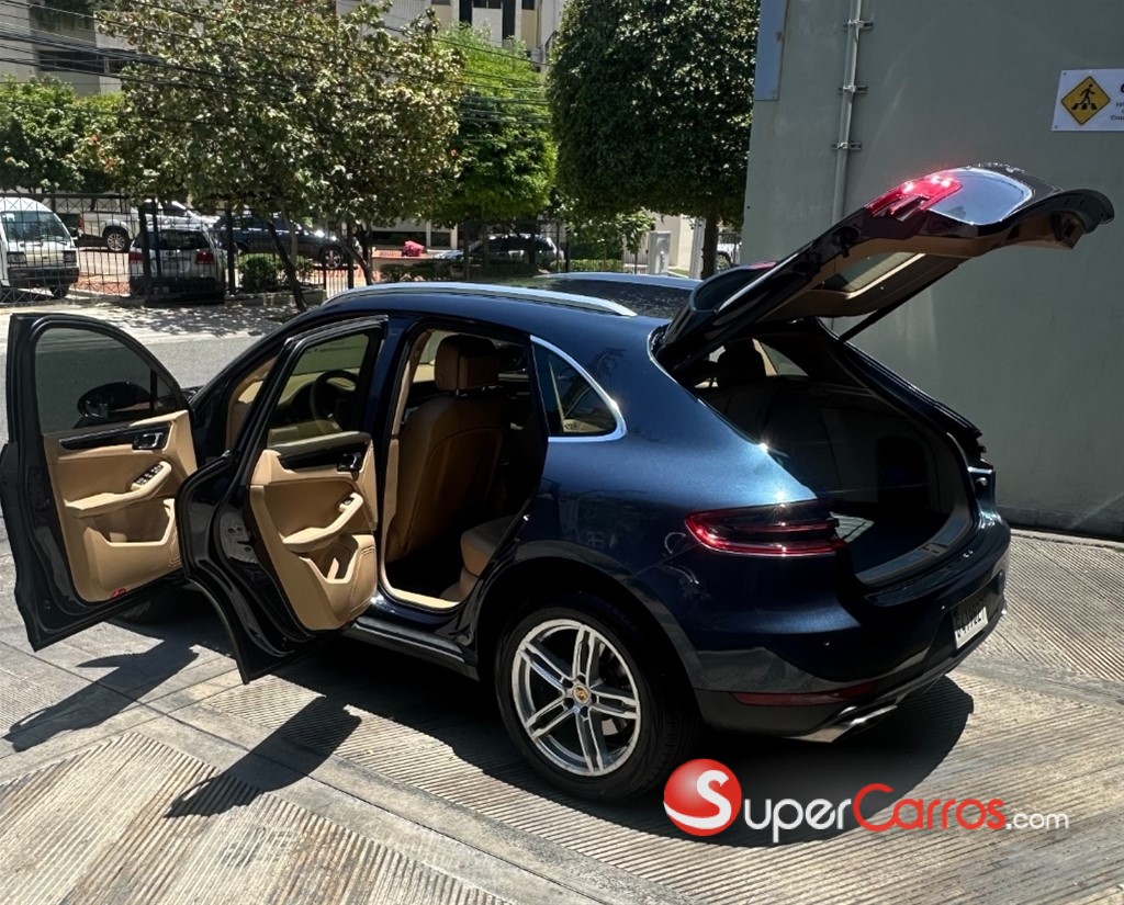 2016 Porsche Macan — foto 3 / 10