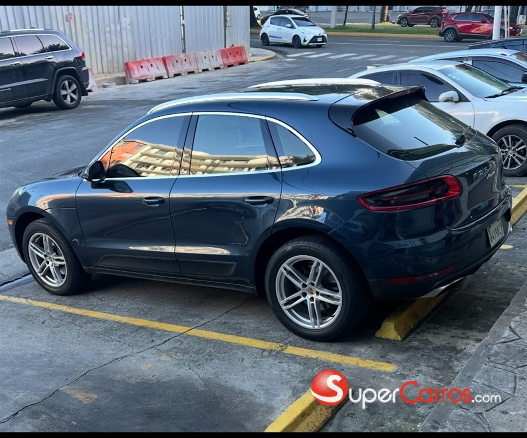 2016 Porsche Macan — foto 5 / 10