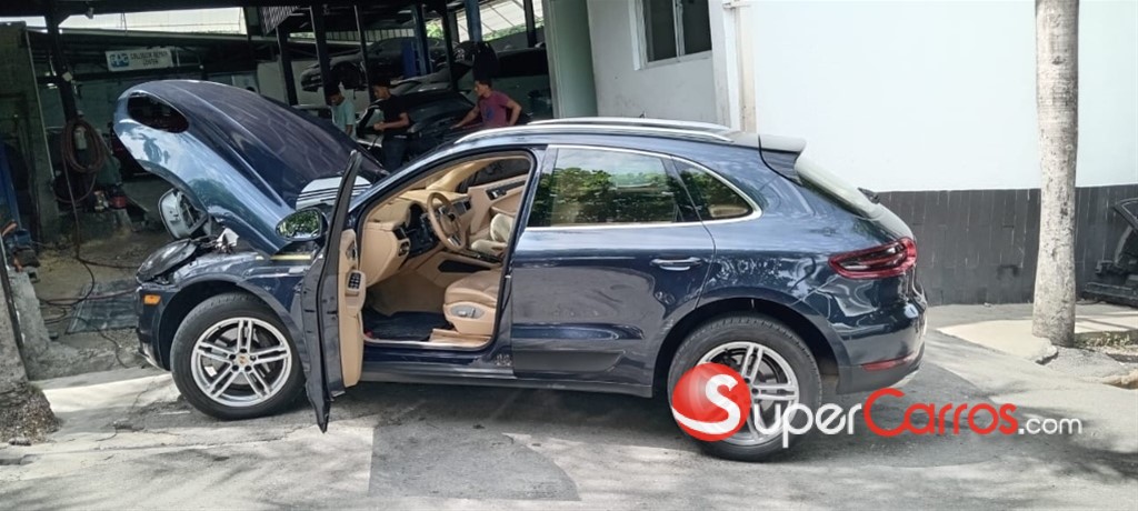 2016 Porsche Macan — foto 10 / 10