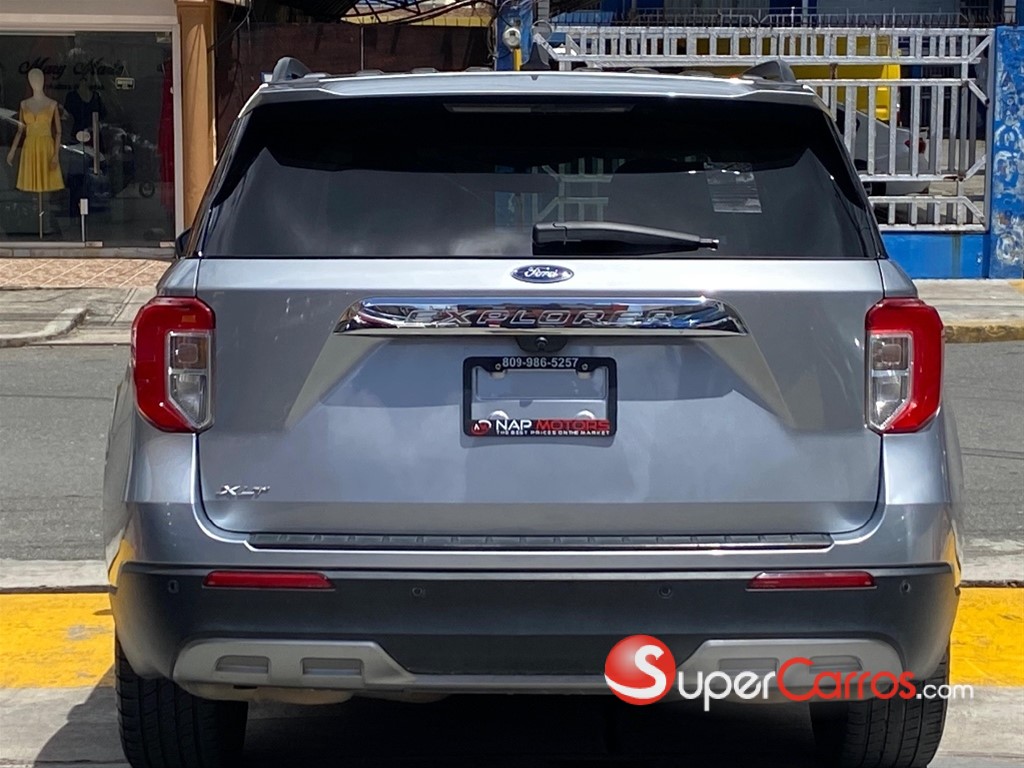 2022 Ford Explorer XLT — foto 4 / 10