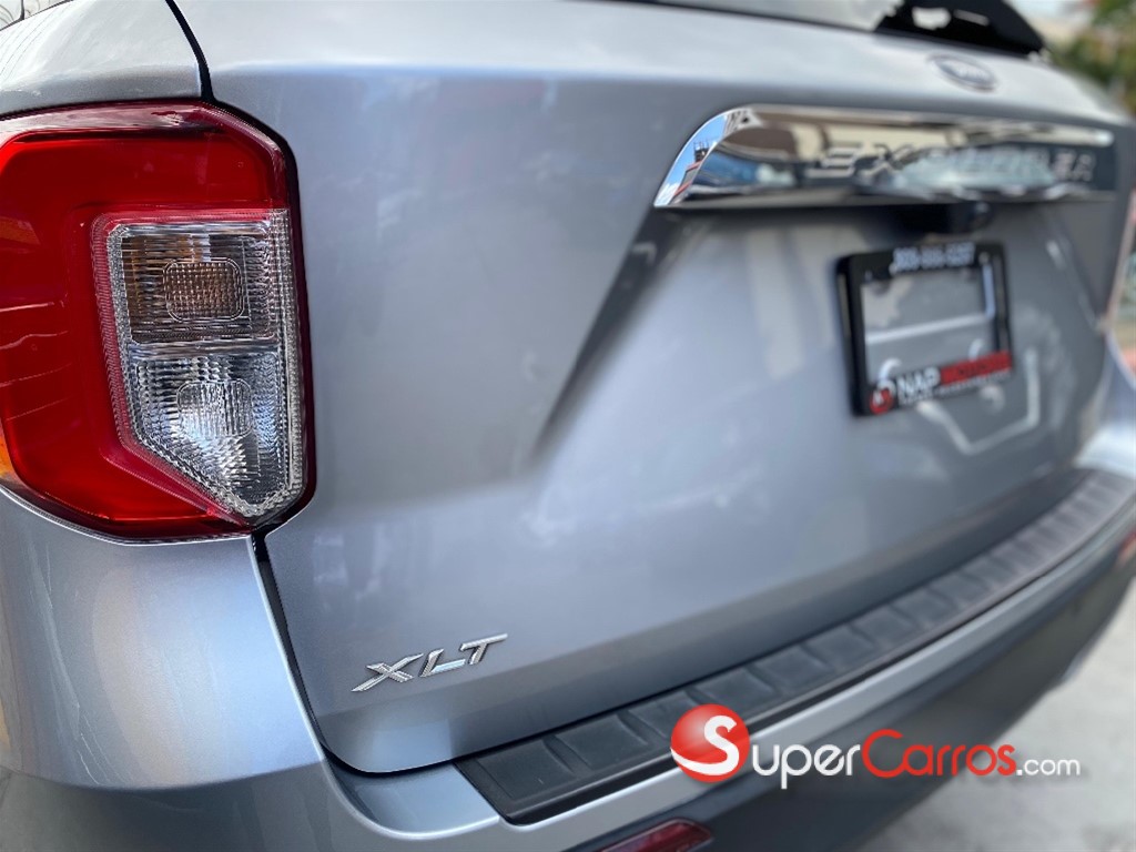 2022 Ford Explorer XLT — foto 6 / 10