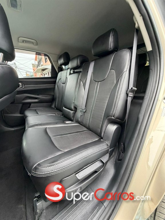 2021 Kia Sorento LX — foto 5 / 12