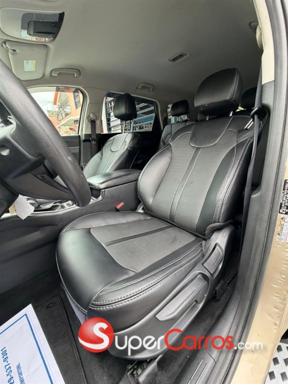 2021 Kia Sorento LX — foto 6 / 12