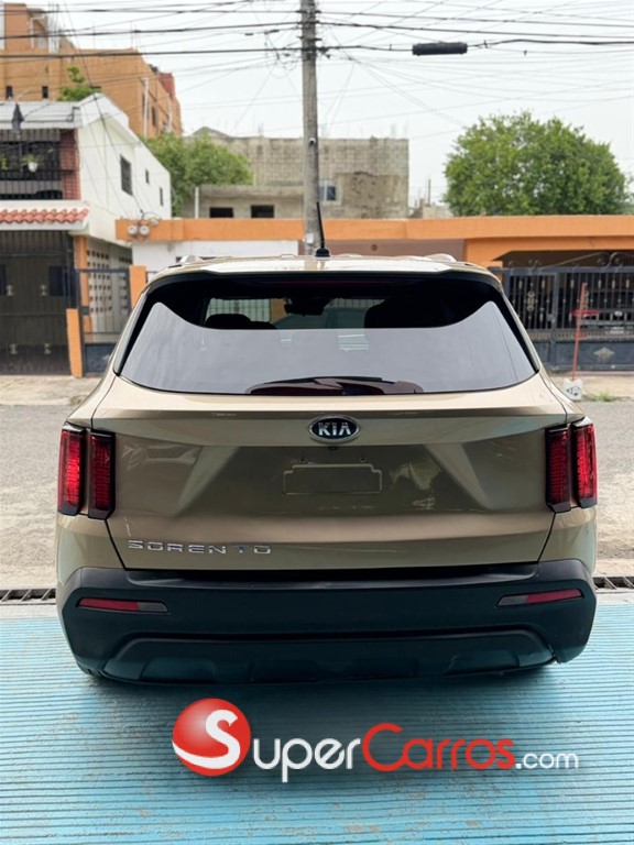 2021 Kia Sorento LX — foto 9 / 12