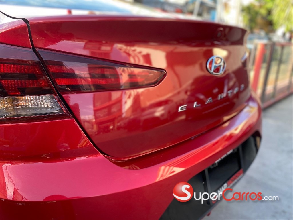 2020 Hyundai Elantra SEL — foto 5 / 12