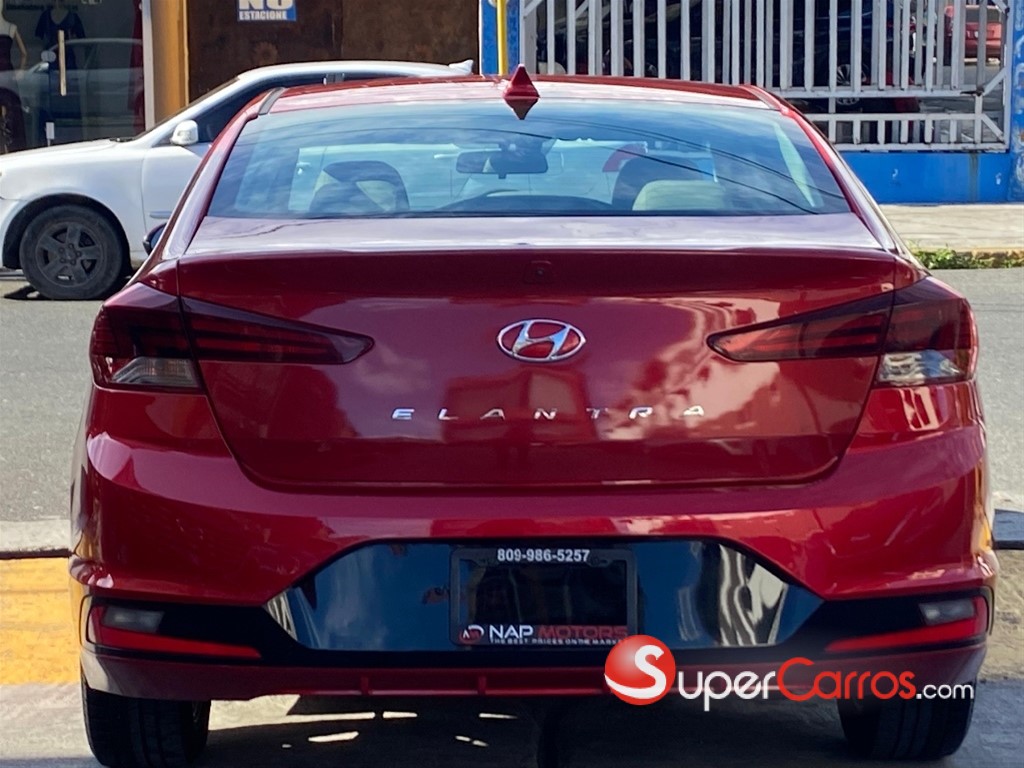 2020 Hyundai Elantra SEL — foto 6 / 12