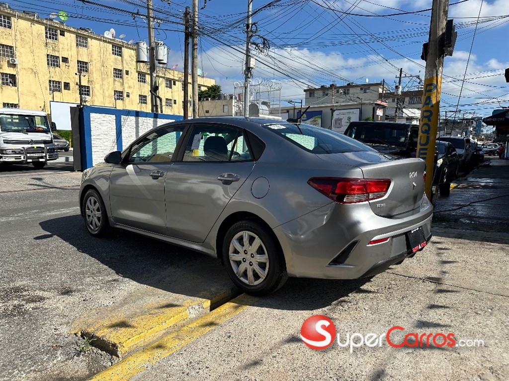 2023 Kia Rio — foto 6 / 10