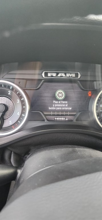 2020 Dodge Ram 1500 Laramie — foto 10 / 12
