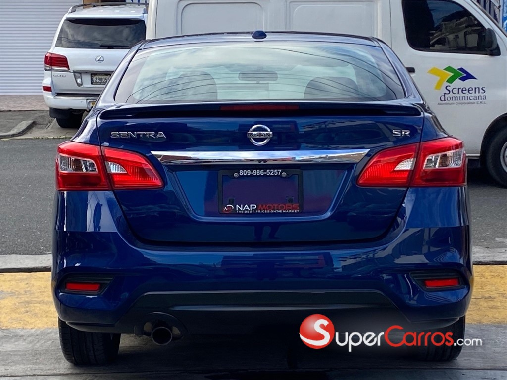 2019 Nissan Sentra SR — foto 4 / 12