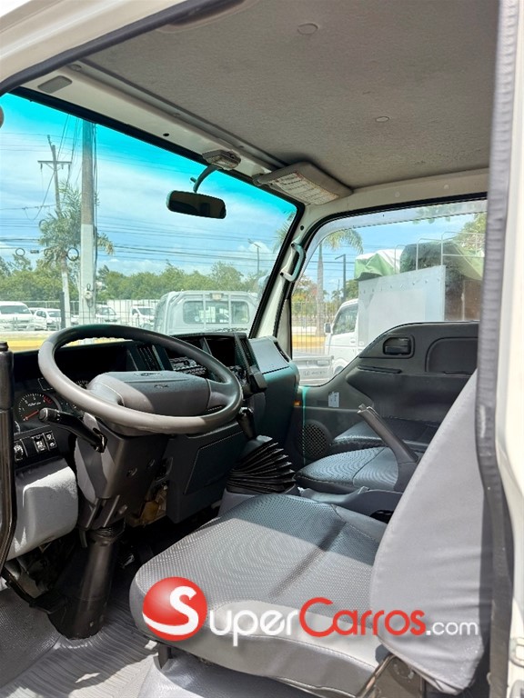 2012 Isuzu ELF — foto 6 / 7