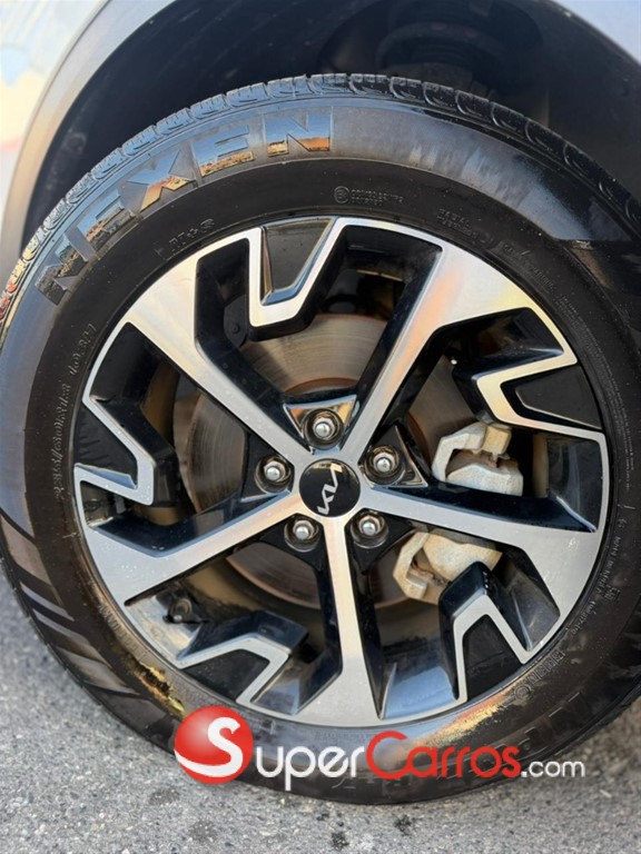 2023 Kia Sportage EX — foto 7 / 9
