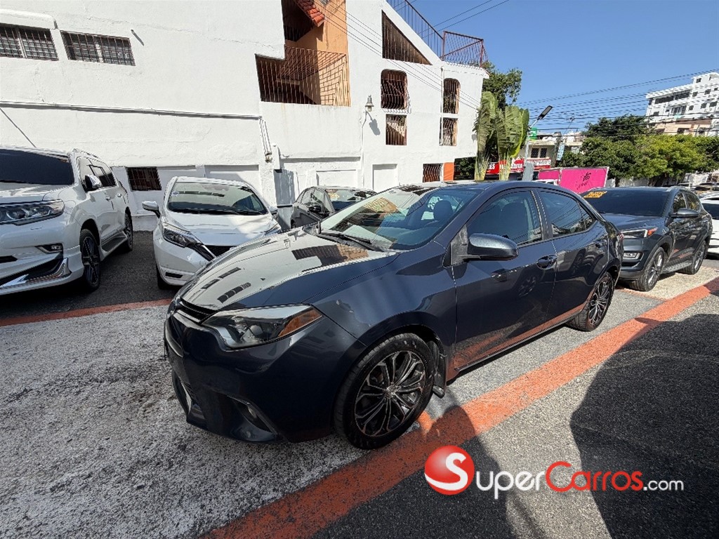 2015 Toyota Corolla LE — foto 3 / 8