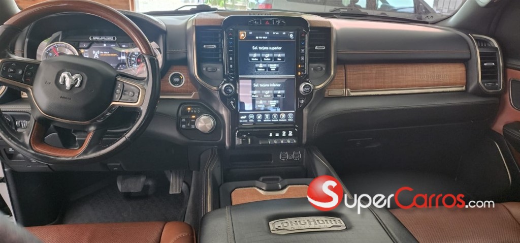 2020 Dodge Ram Laramie Longhorn — foto 6 / 10