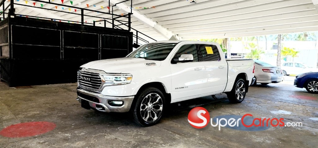 2020 Dodge Ram Laramie Longhorn — foto 8 / 10