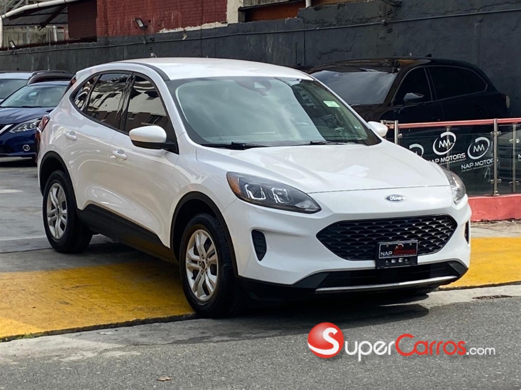 2020 Ford Escape S — foto 2 / 7
