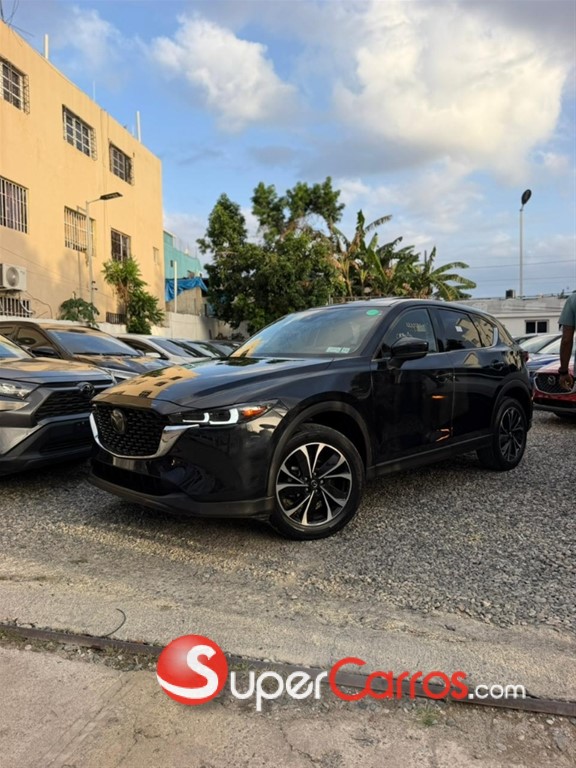 2022 Mazda CX-5 S PREMIUM — foto 5 / 8