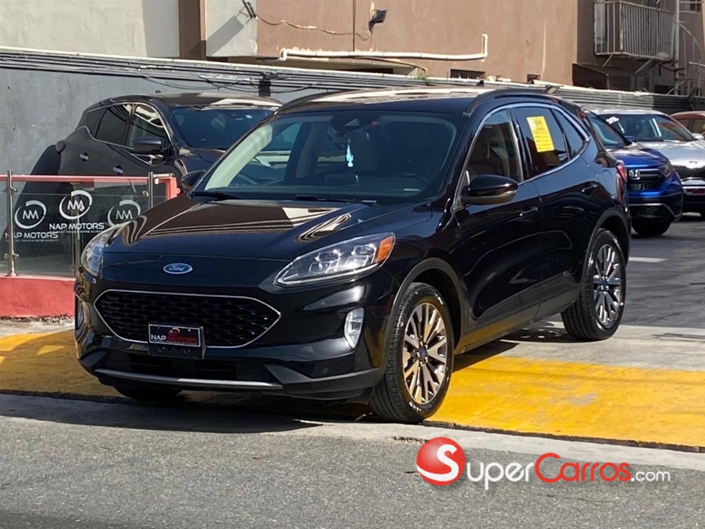 2020 Ford Escape Titanium