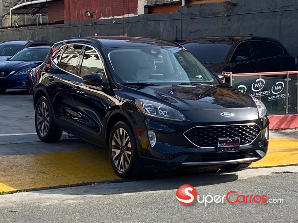 2020 Ford Escape Titanium — foto 2 / 10