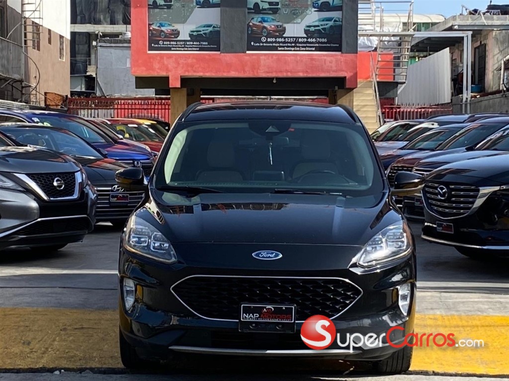 2020 Ford Escape Titanium — foto 3 / 10