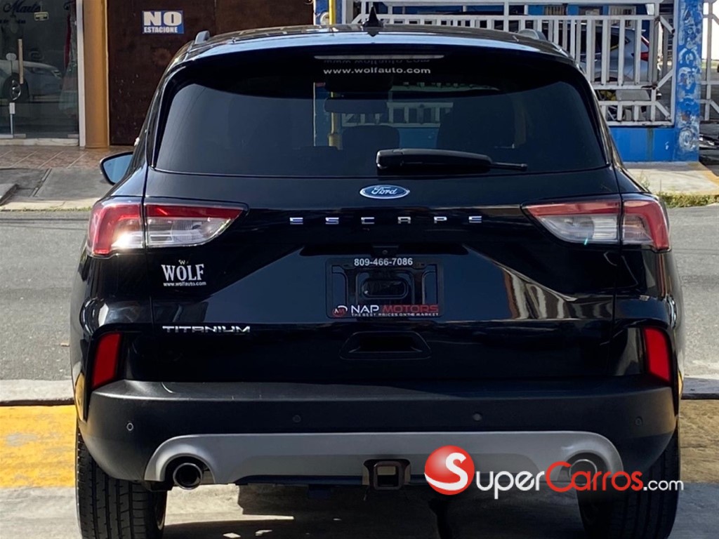 2020 Ford Escape Titanium — foto 4 / 10