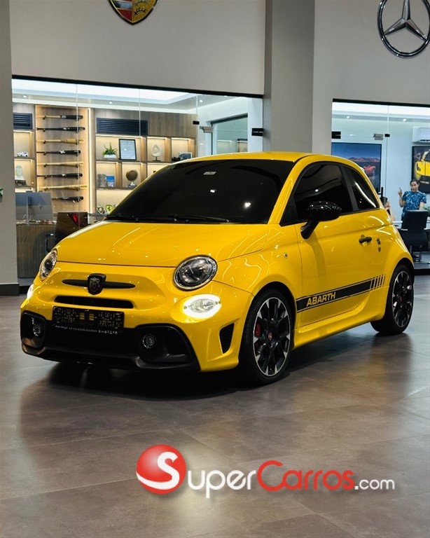 2018 Fiat 500 ABARTH — foto 3 / 12