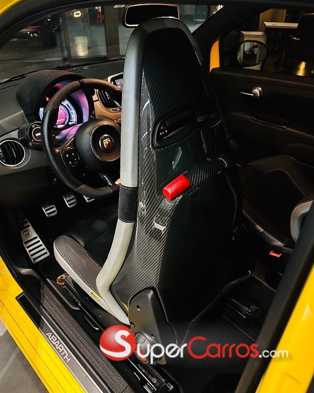 2018 Fiat 500 ABARTH — foto 7 / 12
