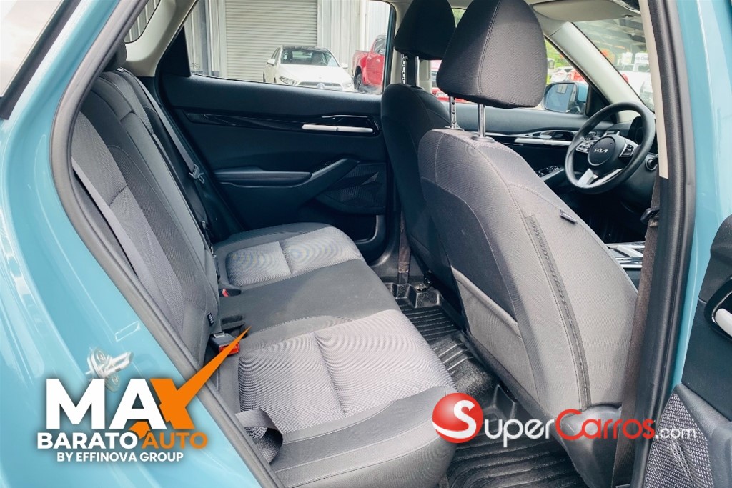 2024 Kia Seltos EX — foto 8 / 12