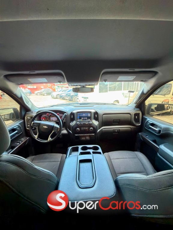 2020 Chevrolet Silverado 1500 LT — foto 8 / 9
