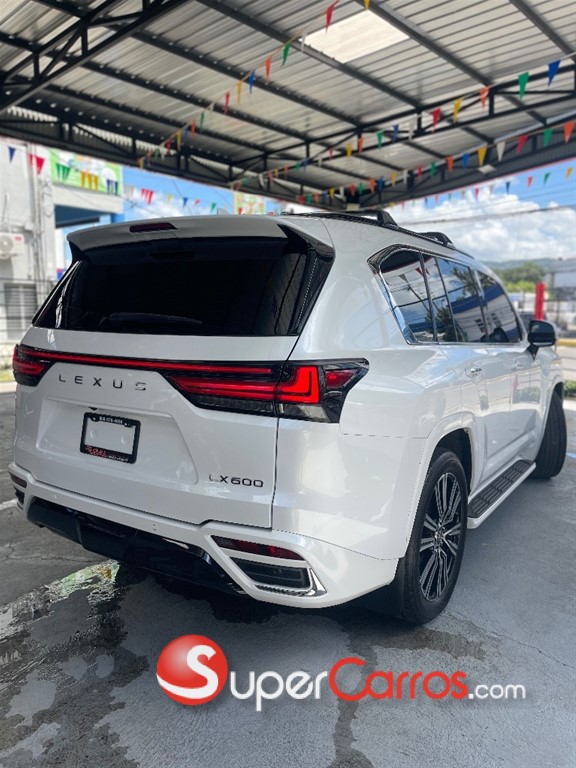 2023 Lexus LX 600 — foto 9 / 11