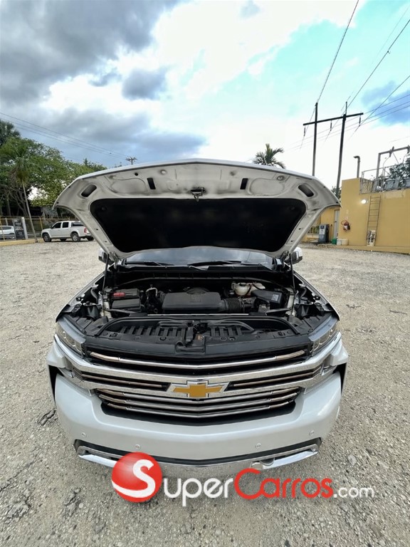 2021 Chevrolet Silverado High Country — foto 10 / 11
