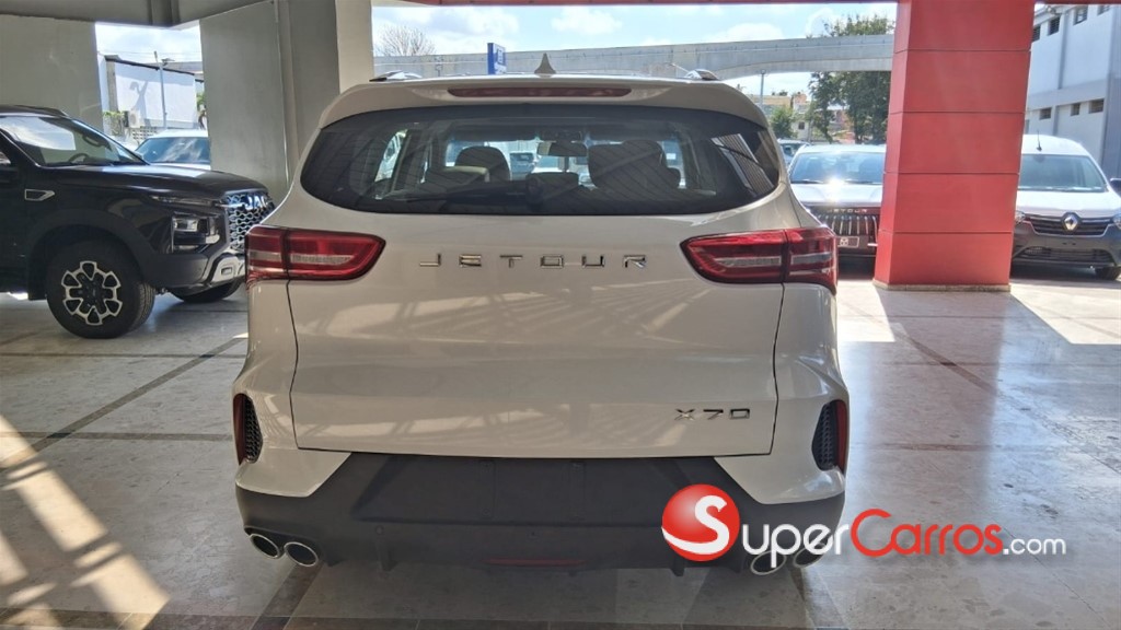 2027 Jetour X70 — foto 6 / 12