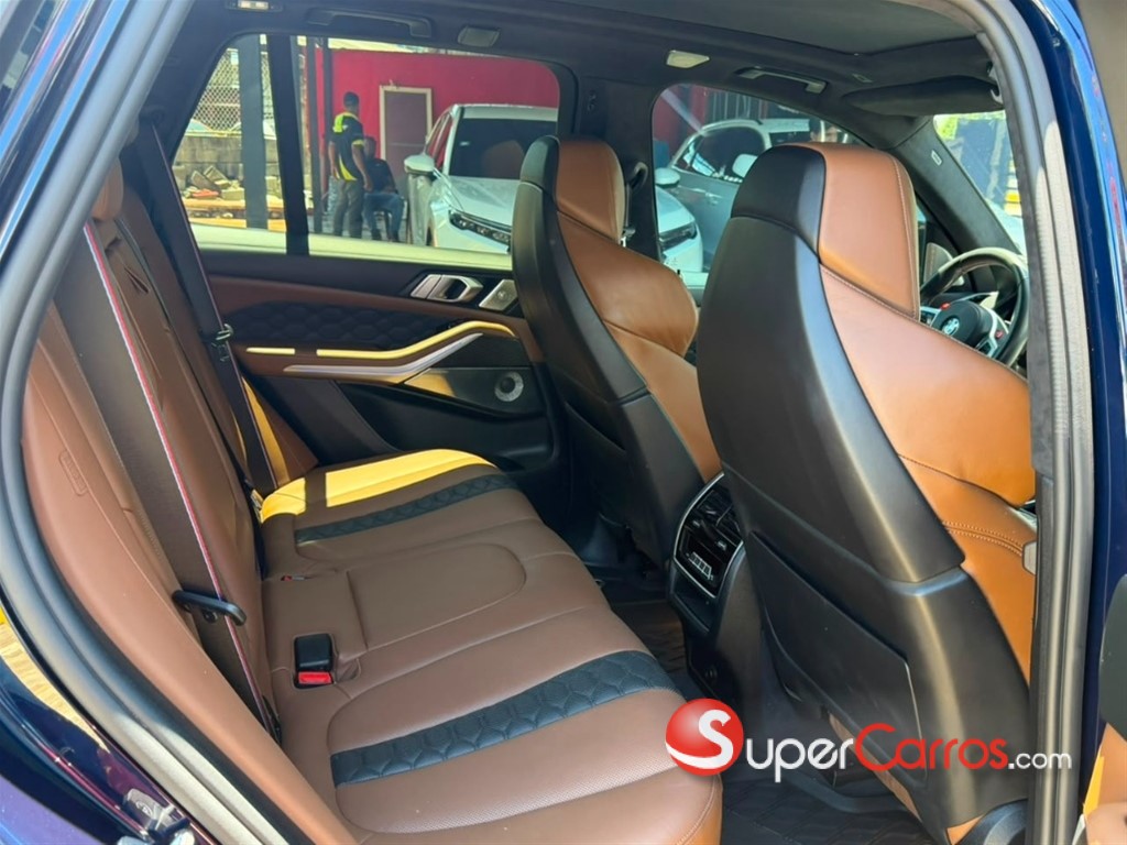 2021 BMW X 5 M COMPETITION — foto 8 / 10