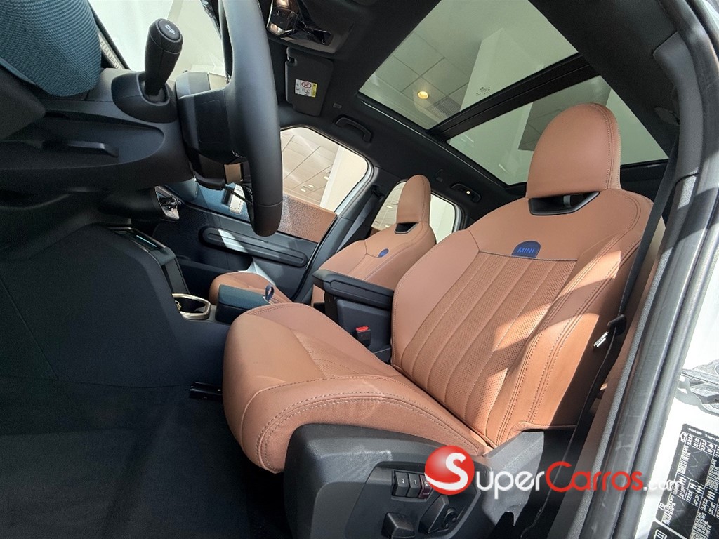2026 Mini Cooper Countryman S ALL4 — foto 12 / 12