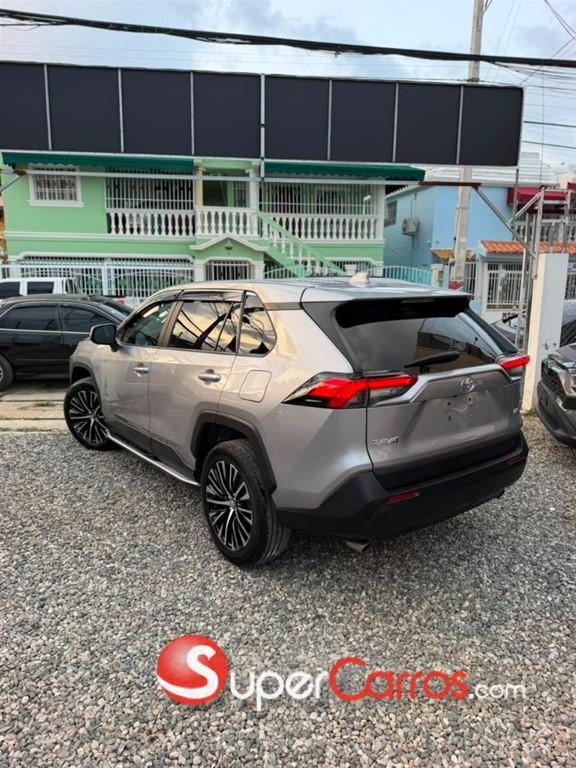 2023 Toyota RAV4 LE — foto 3 / 7