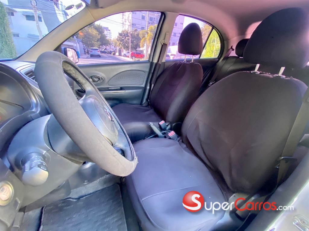 2017 Nissan March — foto 7 / 12