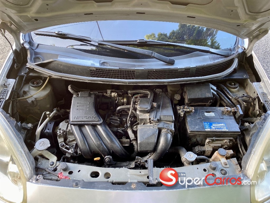 2017 Nissan March — foto 12 / 12