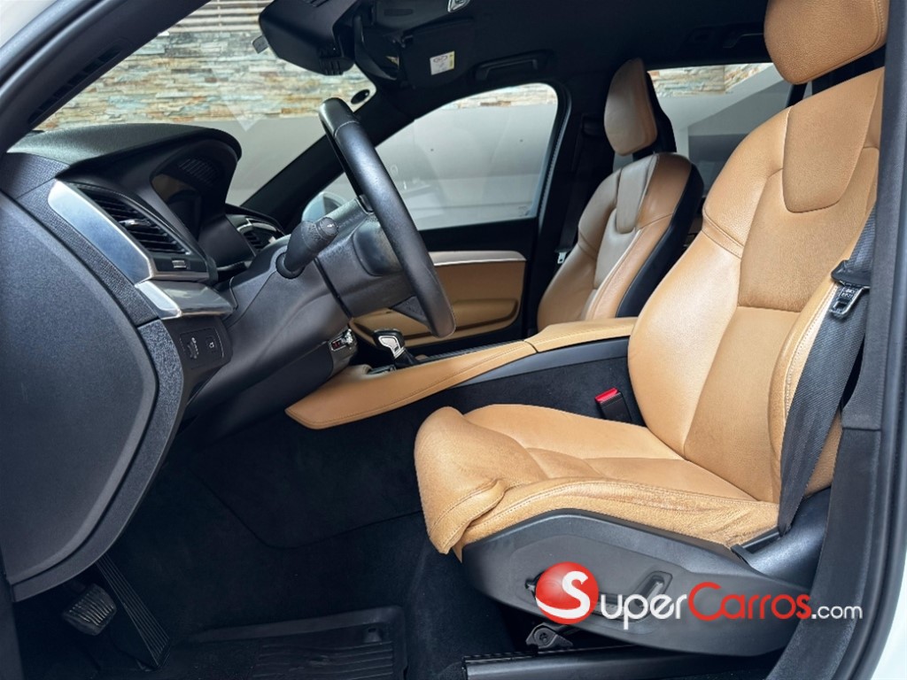 2017 Volvo XC90 — foto 8 / 12