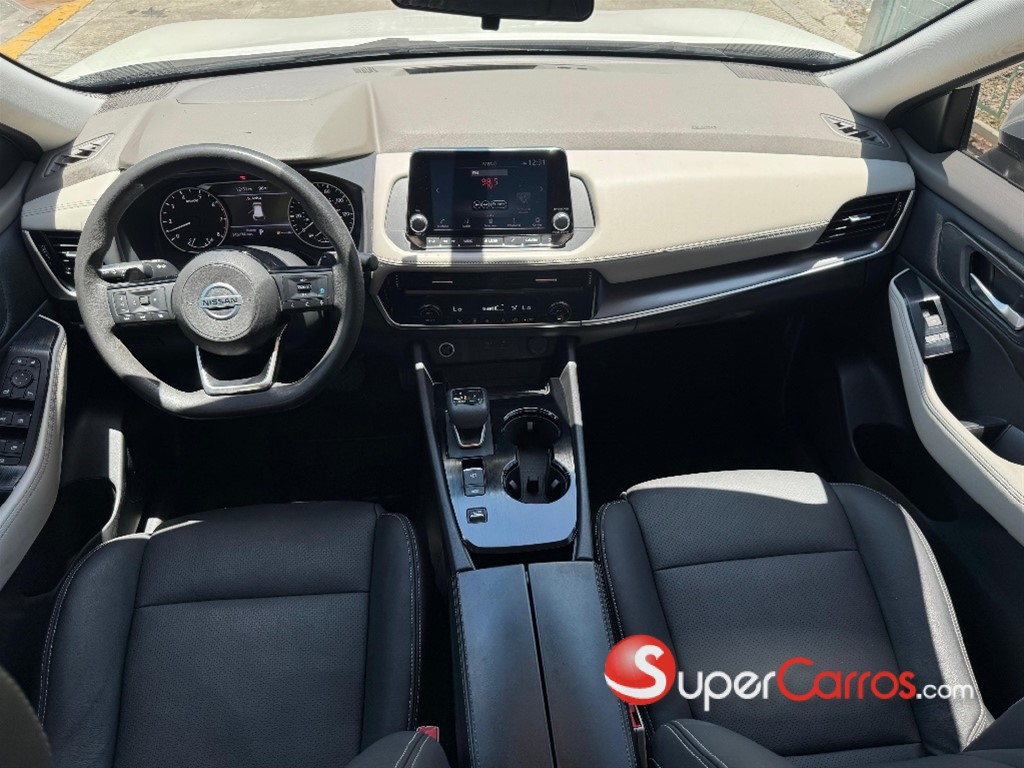 2021 Nissan Rogue SV — foto 7 / 10