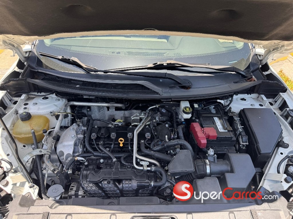 2021 Nissan Rogue SV — foto 10 / 10
