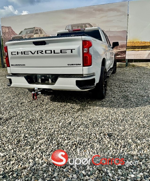 2021 Chevrolet Silverado Custom — foto 4 / 11