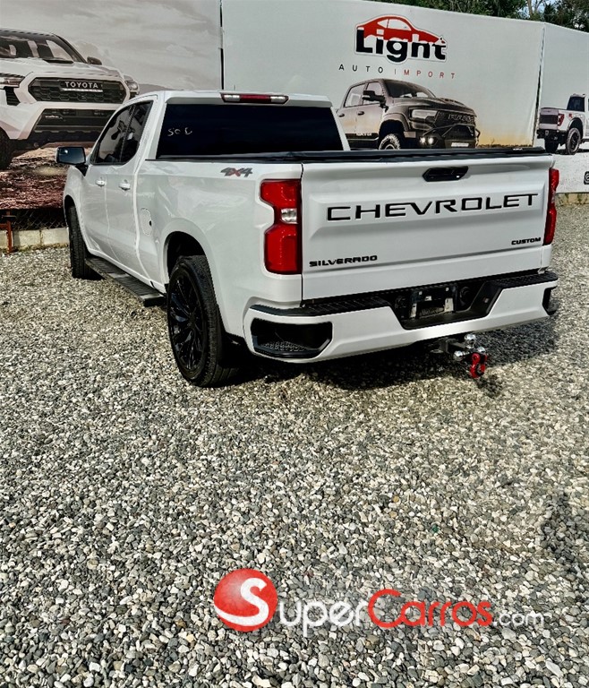 2021 Chevrolet Silverado Custom — foto 5 / 11
